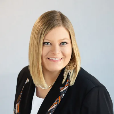 Molly Ellenberger Director Of Life Enrichment
