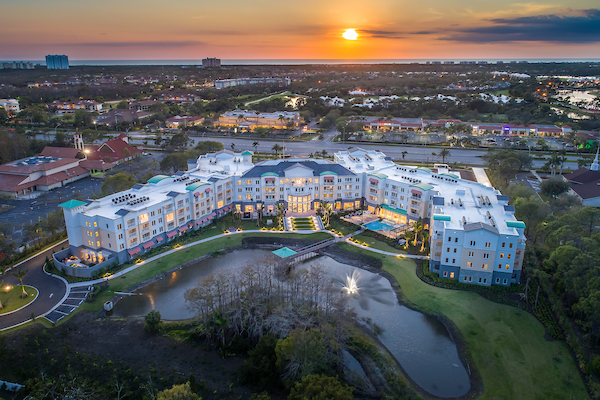 Senior Living in Naples, FL: Balancing Lifestyle, Wellness, and Long-Term Care Planning